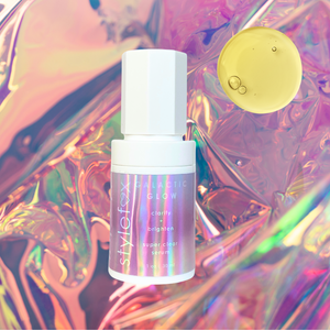 CLARIFY + BRIGHTEN SUPER CLEAR SERUM